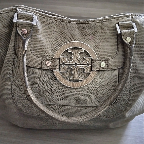 Tory Burch Handbags - 👜TORY BURCH GRAY LEATHER HANDBAG 👜